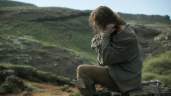 extant_GameOfThrones_4x07-Mockingbird_3755