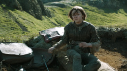 extant_GameOfThrones_4x07-Mockingbird_3774