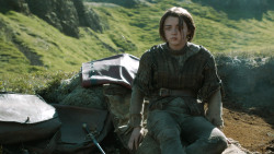 extant_GameOfThrones_4x07-Mockingbird_3781