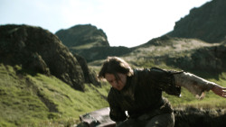 extant_GameOfThrones_4x07-Mockingbird_3825