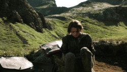 extant_GameOfThrones_4x07-Mockingbird_3826