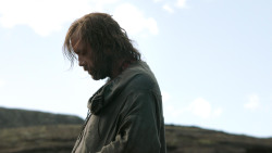 extant_GameOfThrones_4x07-Mockingbird_3837
