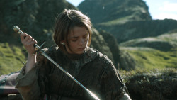 extant_GameOfThrones_4x07-Mockingbird_3873