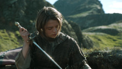 extant_GameOfThrones_4x07-Mockingbird_3874