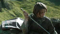 extant_GameOfThrones_4x07-Mockingbird_3909