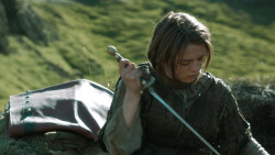 extant_GameOfThrones_4x07-Mockingbird_3910