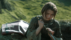 extant_GameOfThrones_4x07-Mockingbird_3914