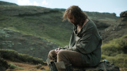 extant_GameOfThrones_4x07-Mockingbird_3929