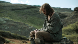 extant_GameOfThrones_4x07-Mockingbird_3932