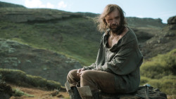 extant_GameOfThrones_4x07-Mockingbird_3941