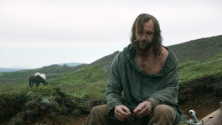 extant_GameOfThrones_4x07-Mockingbird_3977