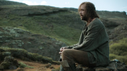 extant_GameOfThrones_4x07-Mockingbird_4012