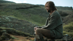 extant_GameOfThrones_4x07-Mockingbird_4015
