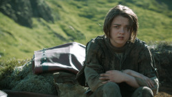 extant_GameOfThrones_4x07-Mockingbird_4022