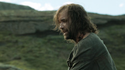 extant_GameOfThrones_4x07-Mockingbird_4034