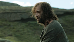 extant_GameOfThrones_4x07-Mockingbird_4037