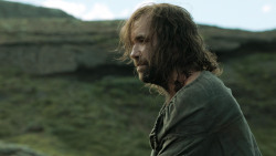 extant_GameOfThrones_4x07-Mockingbird_4050