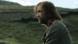 extant_GameOfThrones_4x07-Mockingbird_4051
