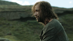 extant_GameOfThrones_4x07-Mockingbird_4052