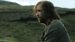 extant_GameOfThrones_4x07-Mockingbird_4064