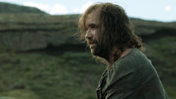 extant_GameOfThrones_4x07-Mockingbird_4075