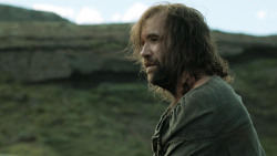 extant_GameOfThrones_4x07-Mockingbird_4079