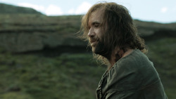 extant_GameOfThrones_4x07-Mockingbird_4086