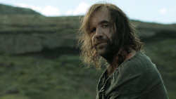 extant_GameOfThrones_4x07-Mockingbird_4099