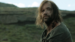 extant_GameOfThrones_4x07-Mockingbird_4103