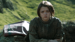 extant_GameOfThrones_4x07-Mockingbird_4110
