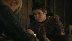 extant_GameOfThrones_4x07-Mockingbird_4209