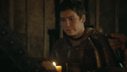 extant_GameOfThrones_4x07-Mockingbird_4233