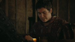 extant_GameOfThrones_4x07-Mockingbird_4234