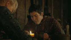 extant_GameOfThrones_4x07-Mockingbird_4371