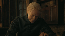 extant_GameOfThrones_4x07-Mockingbird_4387