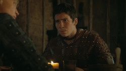 extant_GameOfThrones_4x07-Mockingbird_4403