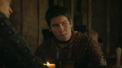 extant_GameOfThrones_4x07-Mockingbird_4414