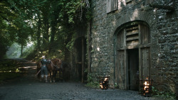 extant_GameOfThrones_4x07-Mockingbird_4484