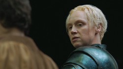 extant_GameOfThrones_4x07-Mockingbird_4513