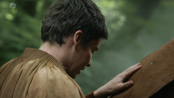 extant_GameOfThrones_4x07-Mockingbird_4516
