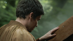 extant_GameOfThrones_4x07-Mockingbird_4517