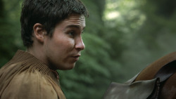 extant_GameOfThrones_4x07-Mockingbird_4527