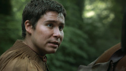 extant_GameOfThrones_4x07-Mockingbird_4543