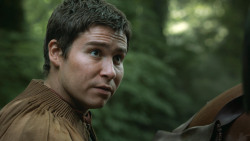extant_GameOfThrones_4x07-Mockingbird_4554