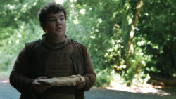 extant_GameOfThrones_4x07-Mockingbird_4597