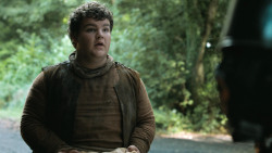 extant_GameOfThrones_4x07-Mockingbird_4617