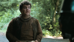 extant_GameOfThrones_4x07-Mockingbird_4618
