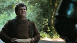extant_GameOfThrones_4x07-Mockingbird_4716