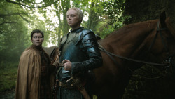extant_GameOfThrones_4x07-Mockingbird_4727