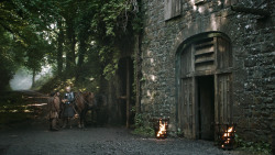 extant_GameOfThrones_4x07-Mockingbird_4757